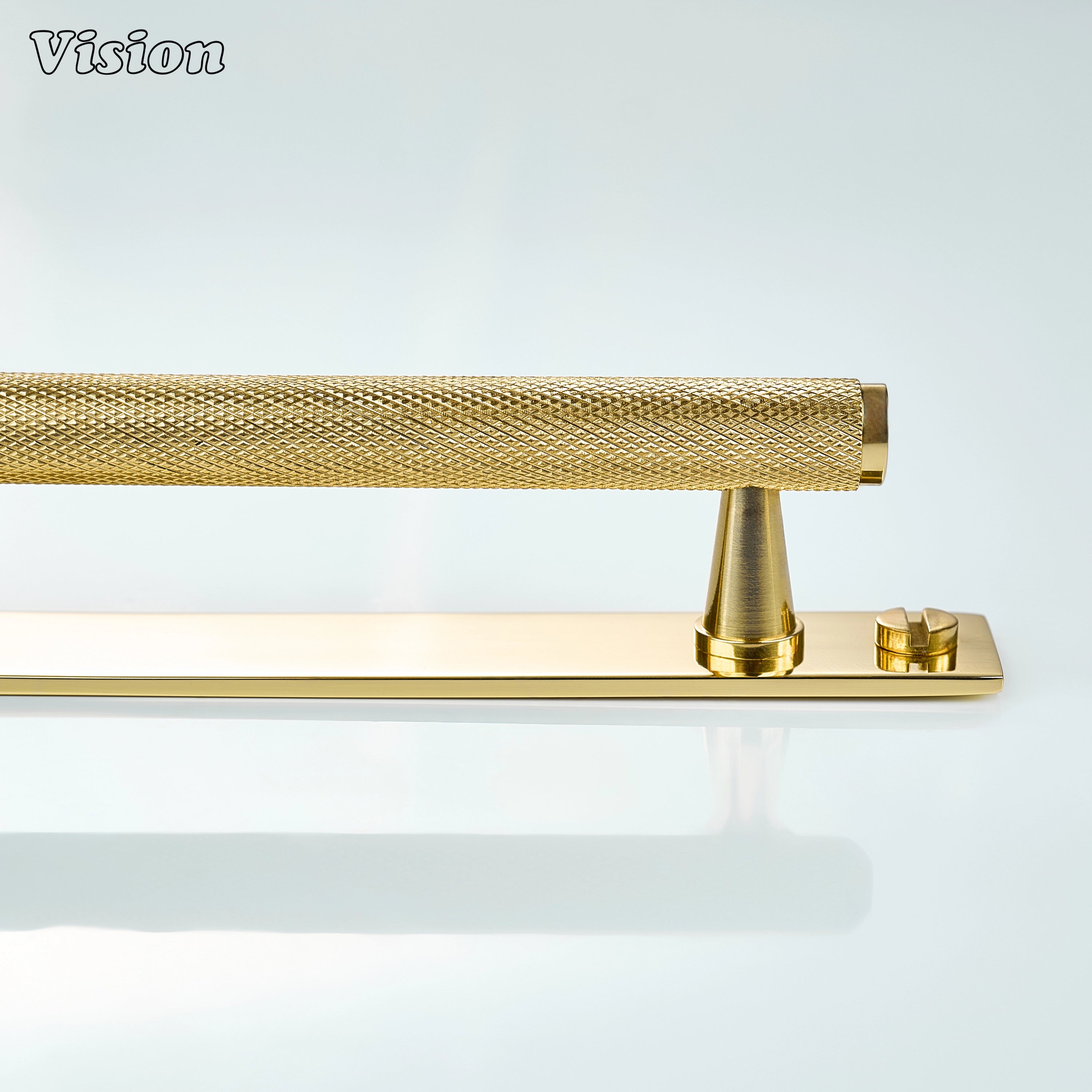 Knurled brass cabinet handle Polished Brass (Lacquered) for kitchen cabinetry